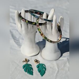 Vintage Floral Bangle Bracelets and Leaf Earrings Set